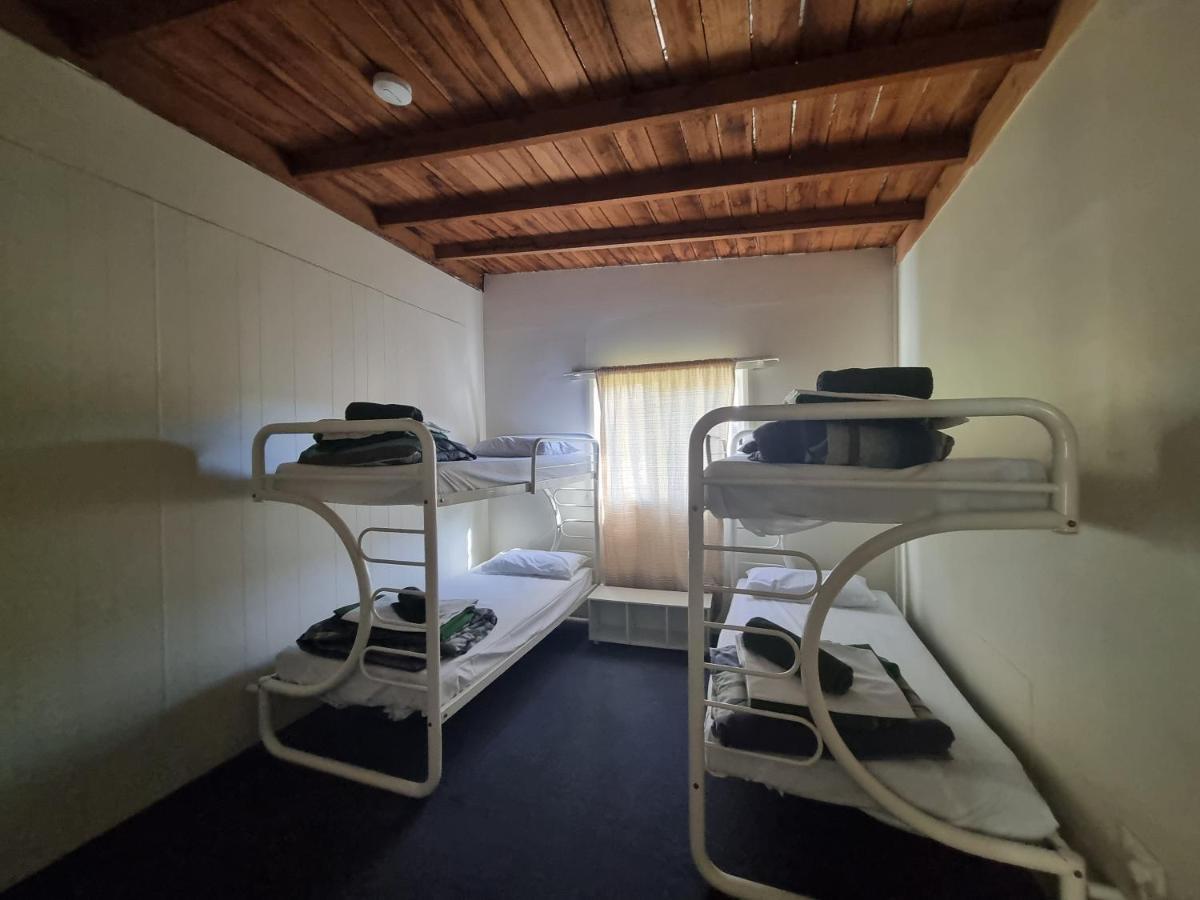 Strahan Retreat Holiday Park Экстерьер фото